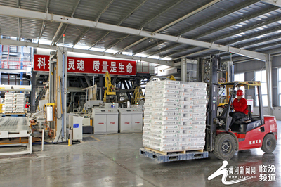 山西襄汾建材企業(yè)全力沖刺首季“開(kāi)門紅” 特種設(shè)備銷售助力產(chǎn)業(yè)升級(jí)